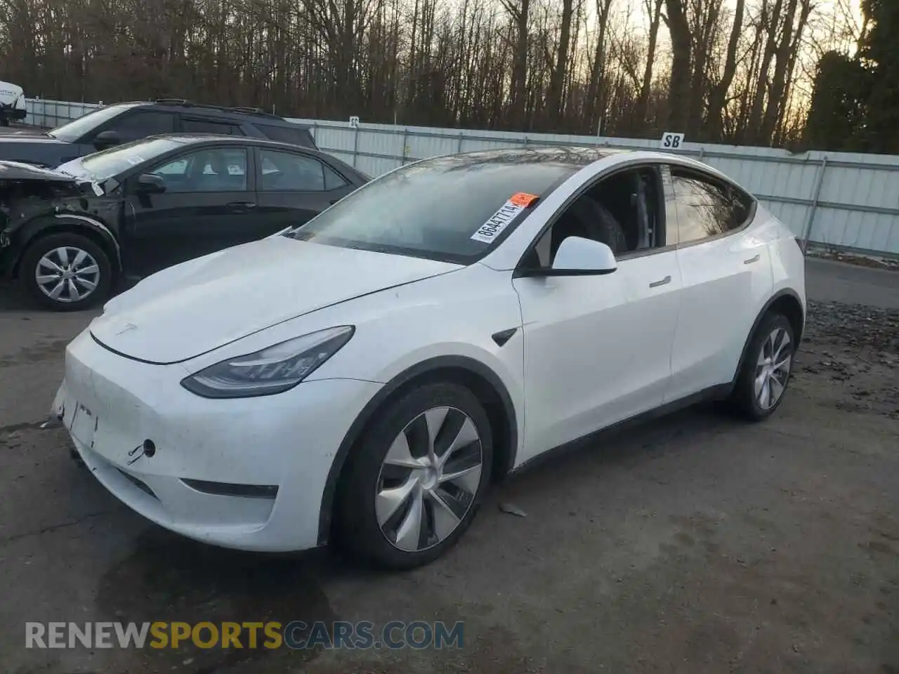1 Photograph of a damaged car 5YJYGDEE2MF191793 TESLA MODEL Y 2021