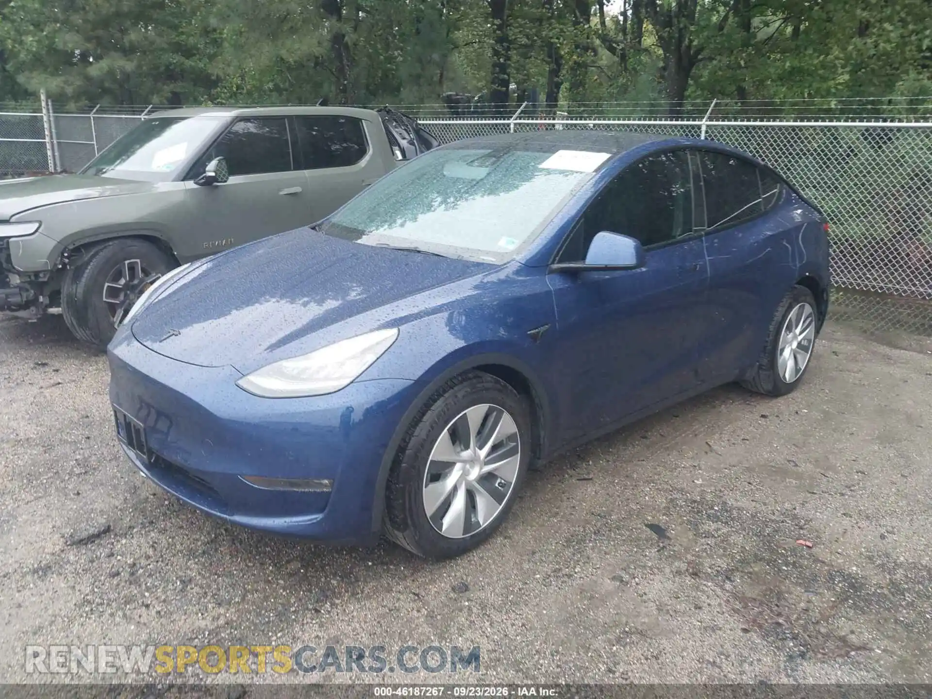 2 fotografías del automóvil dañado 5YJYGDEE2MF199294 TESLA MODEL Y 2021