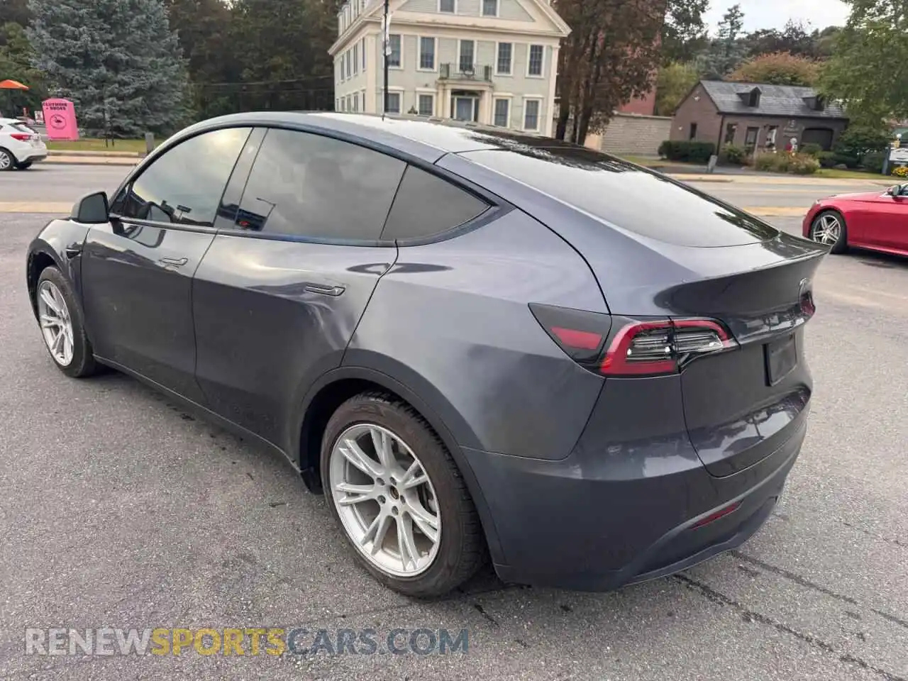 3 Фотография поврежденного автомобиля 5YJYGDEE2MF200511 TESLA MODEL Y 2021