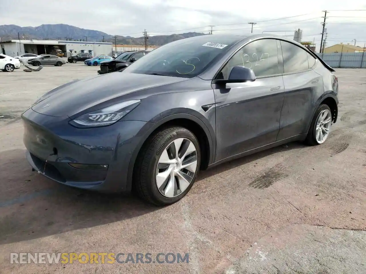2 Photograph of a damaged car 5YJYGDEE2MF228499 TESLA MODEL Y 2021