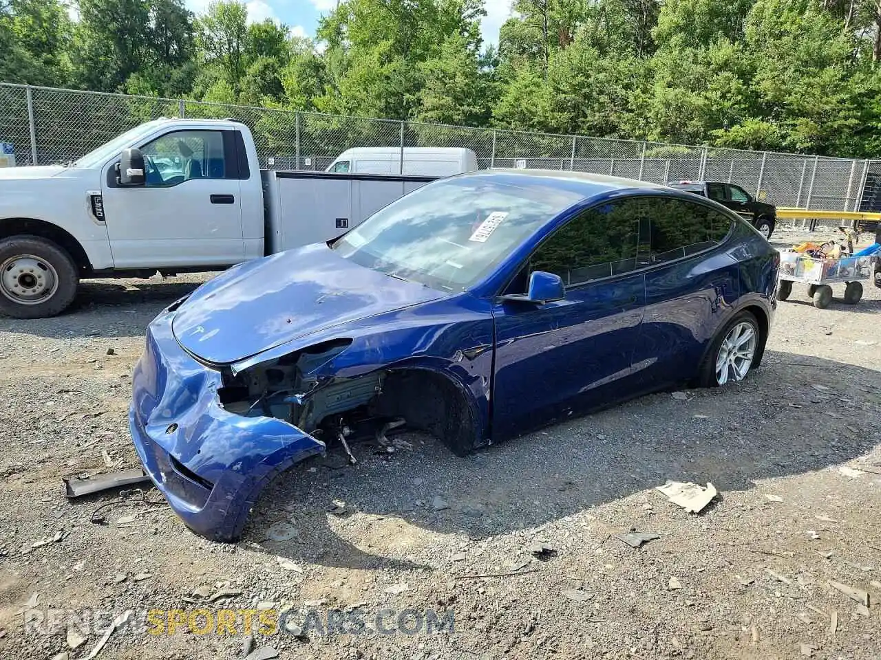 1 Photograph of a damaged car 5YJYGDEE2MF233590 TESLA MODEL Y 2021
