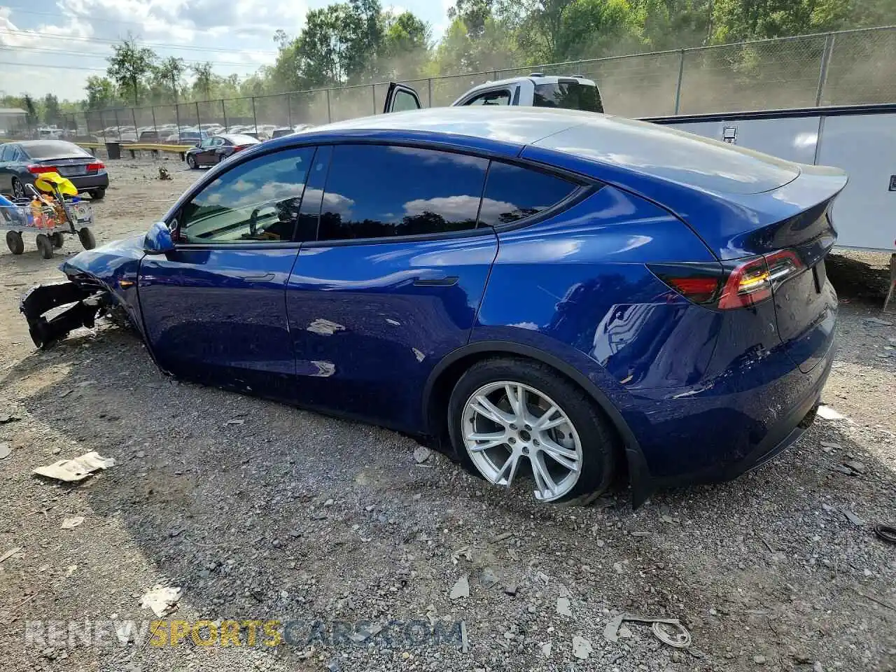 2 Photograph of a damaged car 5YJYGDEE2MF233590 TESLA MODEL Y 2021