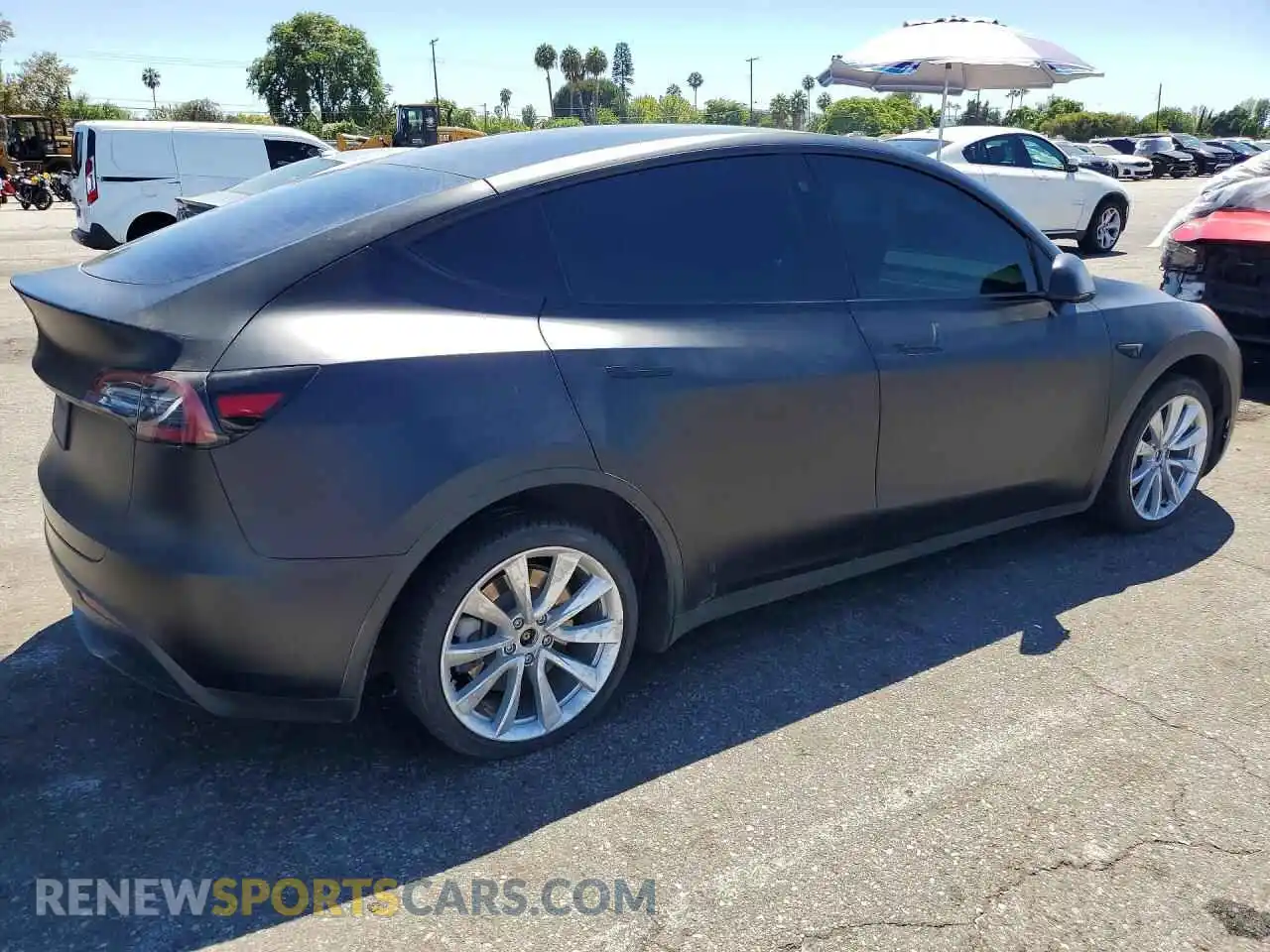 3 Photograph of a damaged car 5YJYGDEE2MF256996 TESLA MODEL Y 2021
