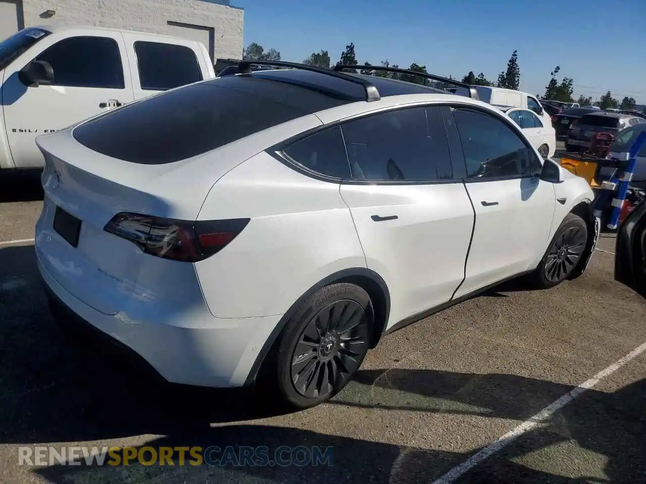 3 Фотография поврежденного автомобиля 5YJYGDEE2MF294292 TESLA MODEL Y 2021