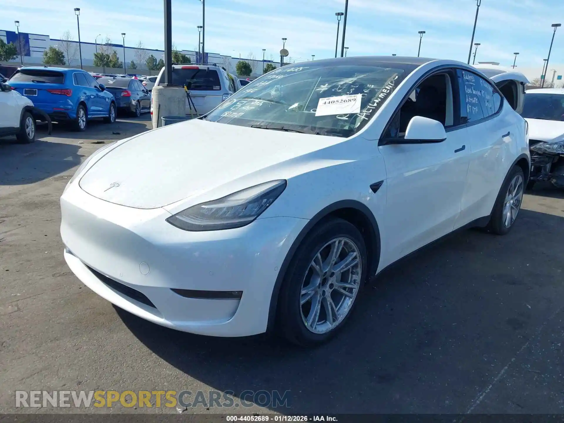 2 Photograph of a damaged car 5YJYGDEE2MF306389 TESLA MODEL Y 2021