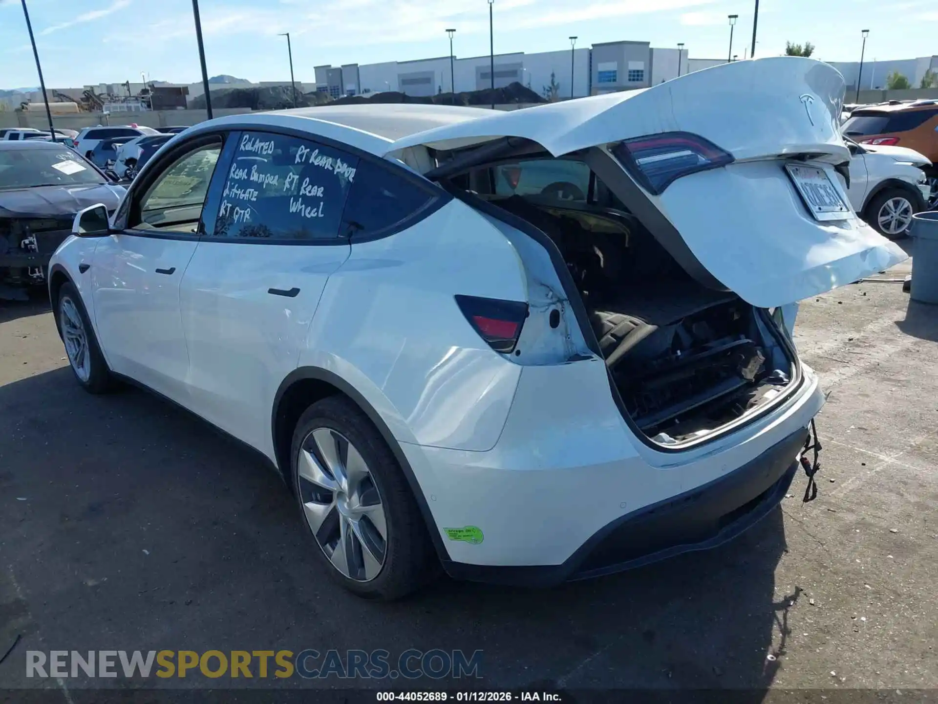 3 Photograph of a damaged car 5YJYGDEE2MF306389 TESLA MODEL Y 2021