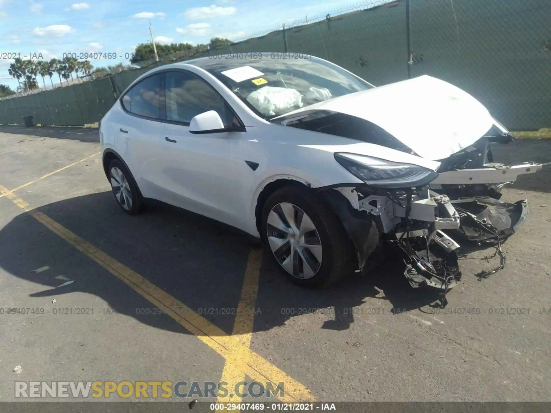 1 Photograph of a damaged car 5YJYGDEE3MF063739 TESLA MODEL Y 2021