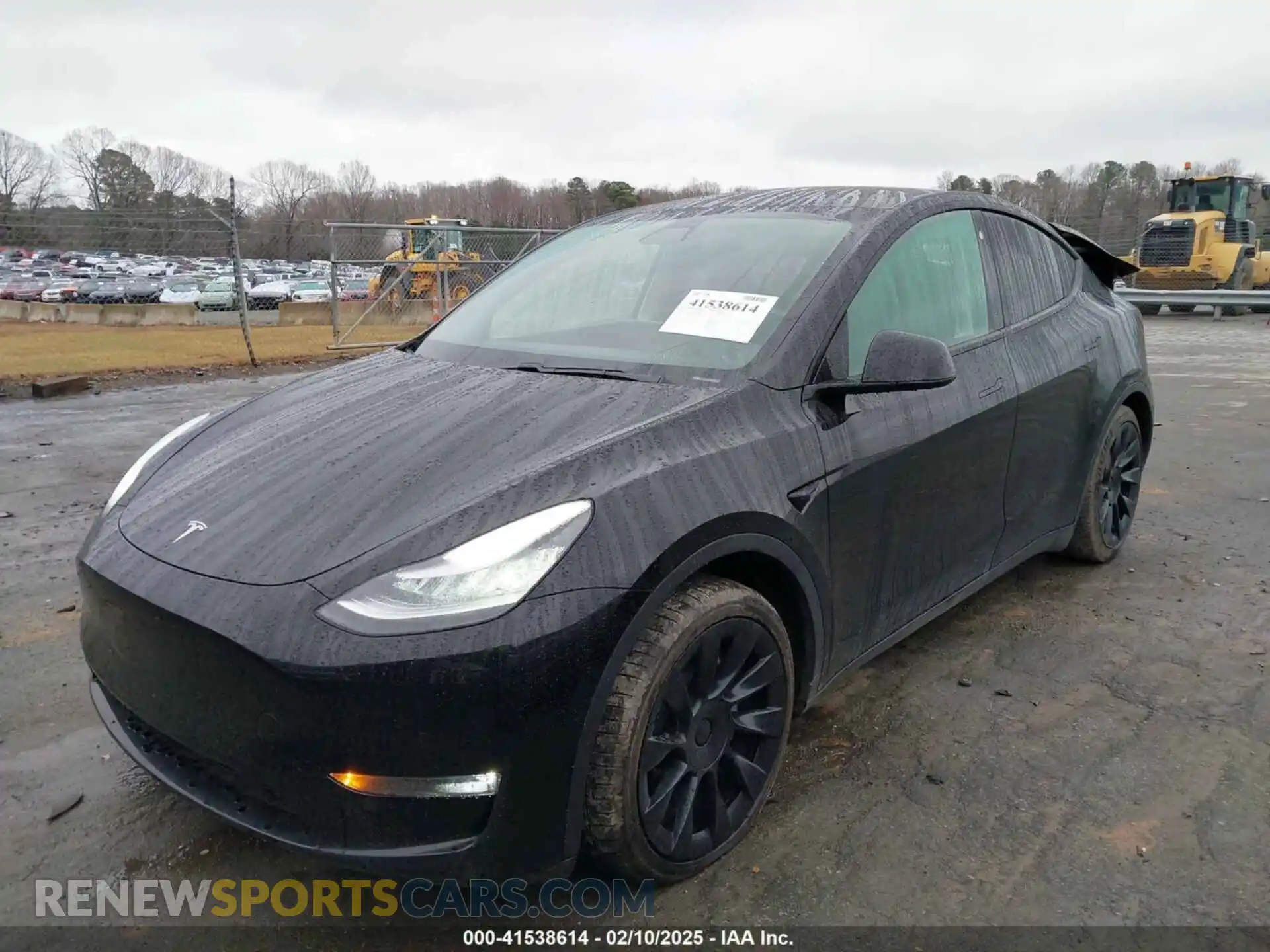 2 Photograph of a damaged car 5YJYGDEE3MF067662 TESLA MODEL Y 2021