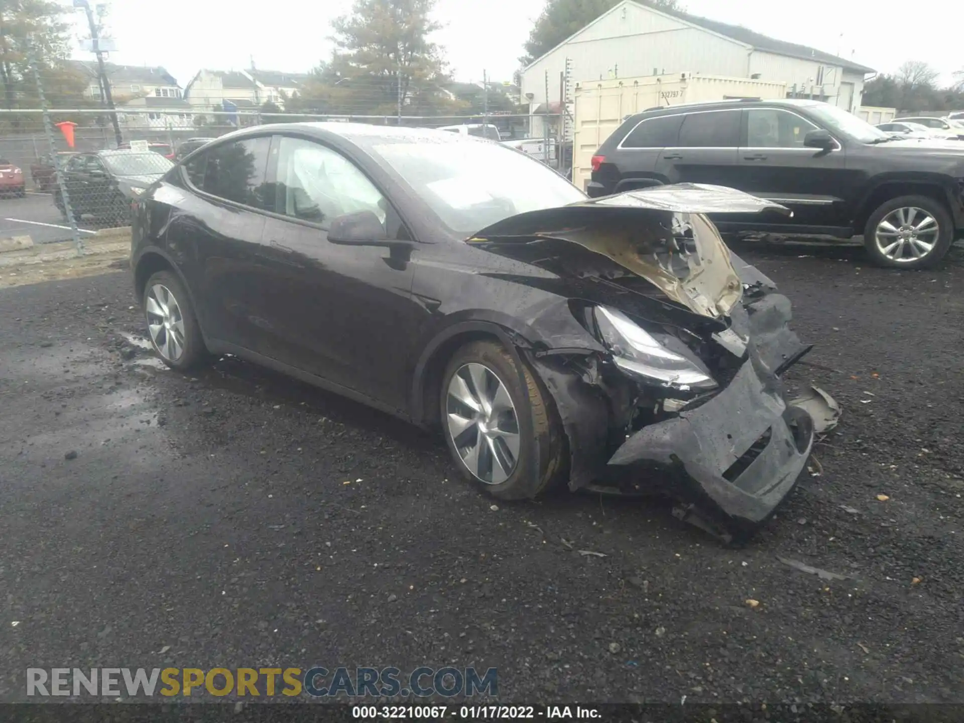 1 Photograph of a damaged car 5YJYGDEE3MF075681 TESLA MODEL Y 2021