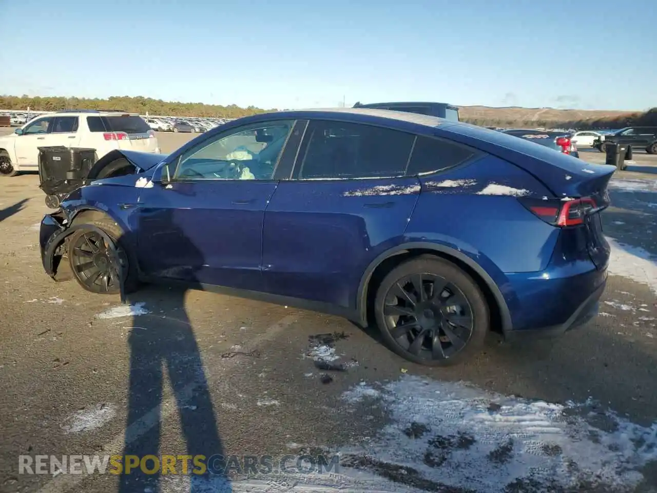 2 Photograph of a damaged car 5YJYGDEE3MF089578 TESLA MODEL Y 2021