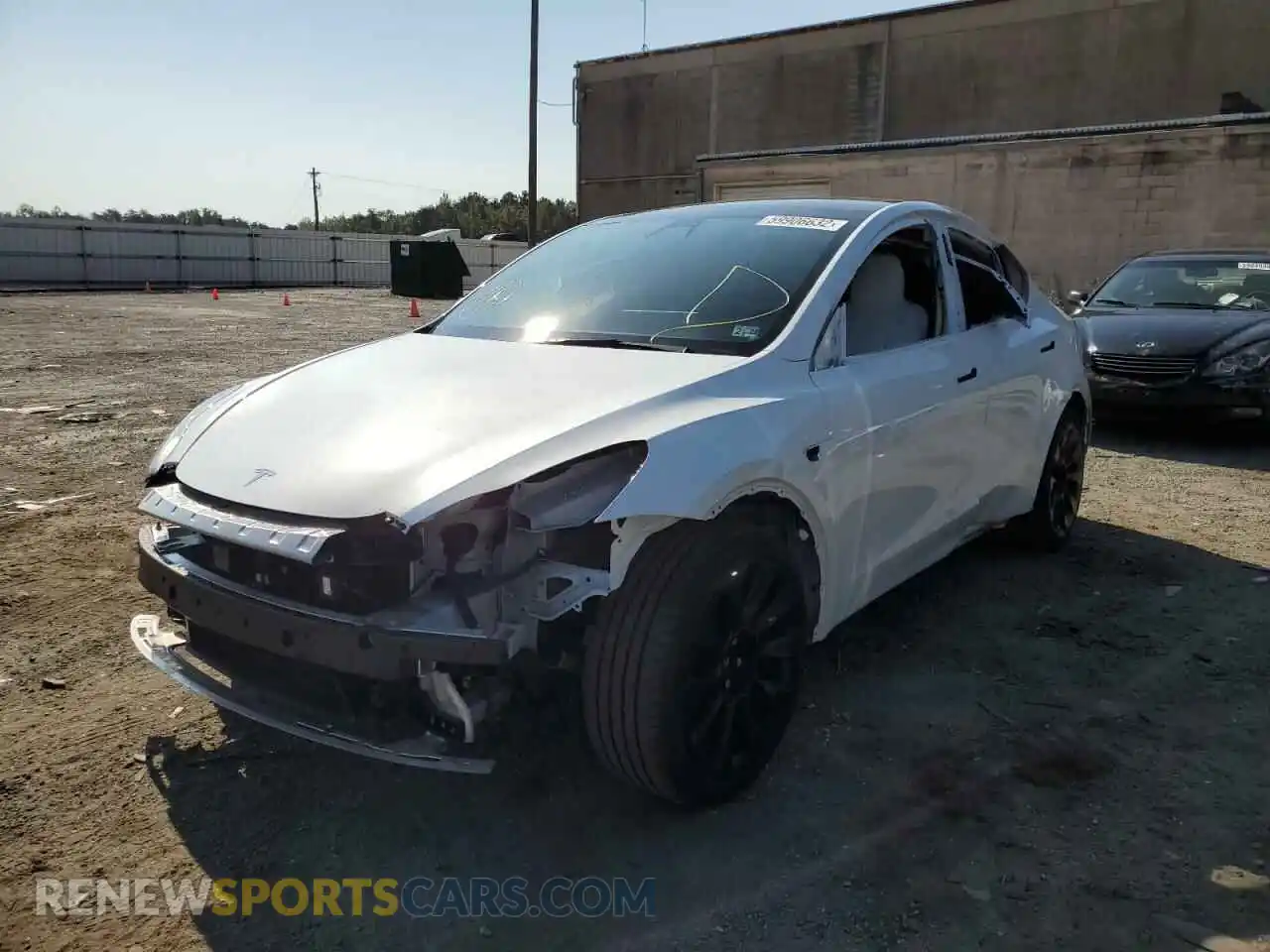 2 Photograph of a damaged car 5YJYGDEE3MF092612 TESLA MODEL Y 2021