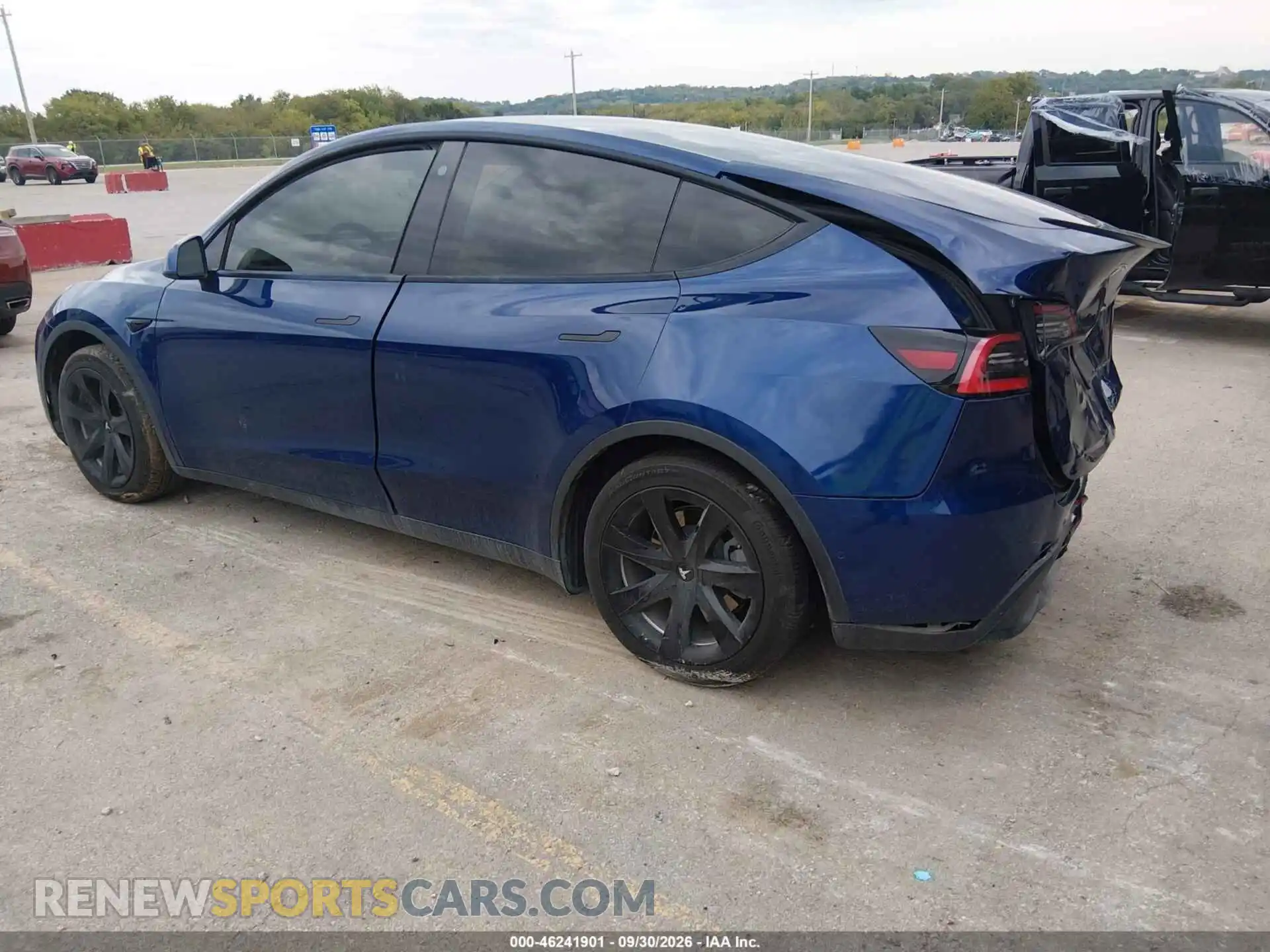 3 Фотография поврежденного автомобиля 5YJYGDEE3MF119209 TESLA MODEL Y 2021