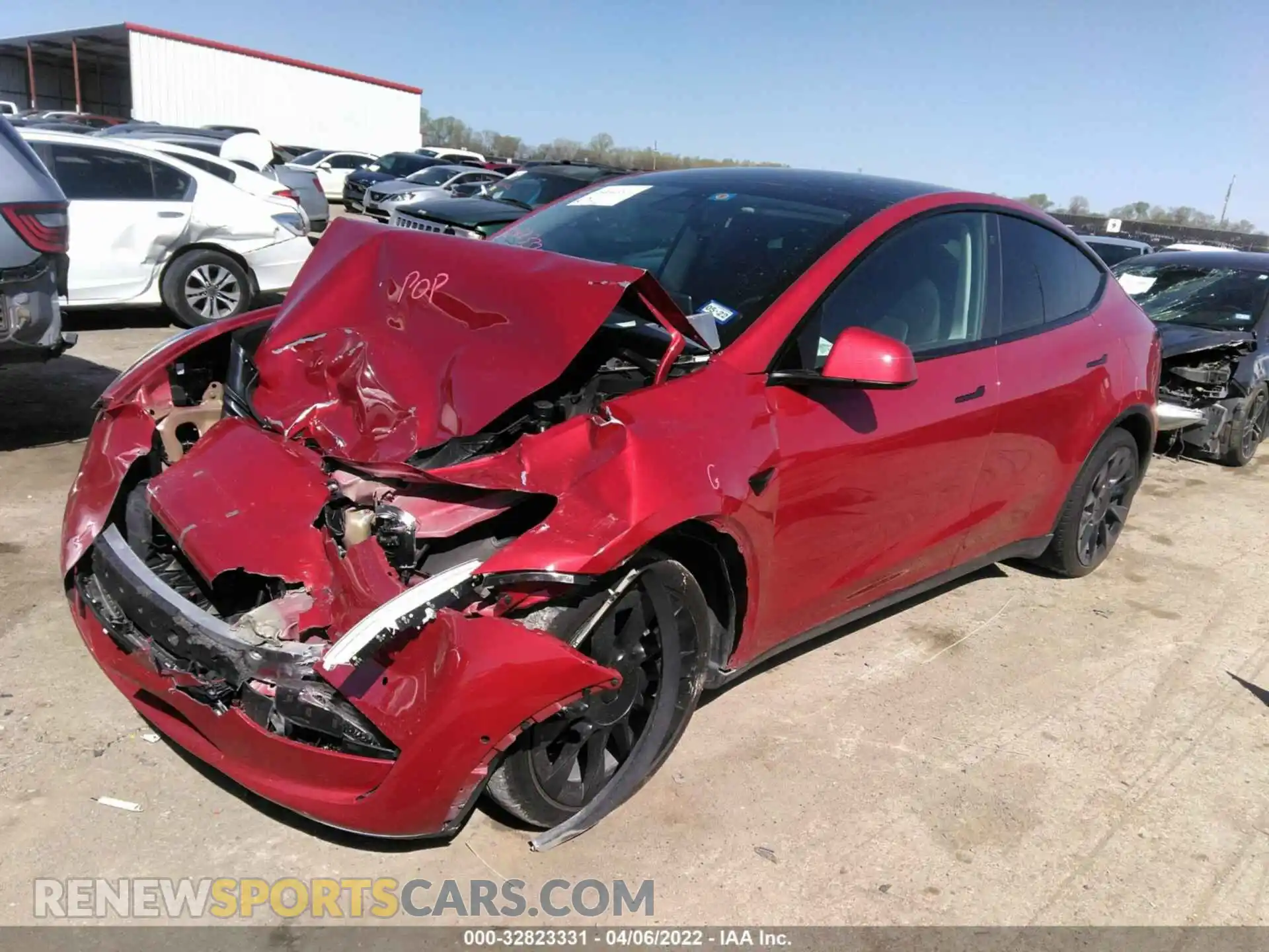 2 Photograph of a damaged car 5YJYGDEE3MF121011 TESLA MODEL Y 2021