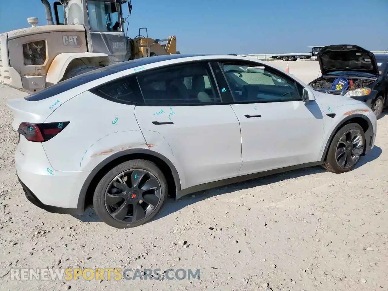 3 Photograph of a damaged car 5YJYGDEE3MF145051 TESLA MODEL Y 2021