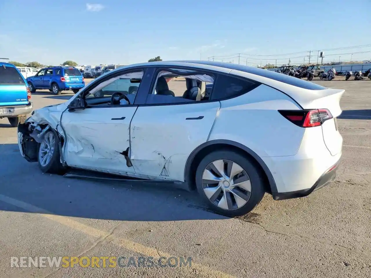 2 Photograph of a damaged car 5YJYGDEE3MF145535 TESLA MODEL Y 2021