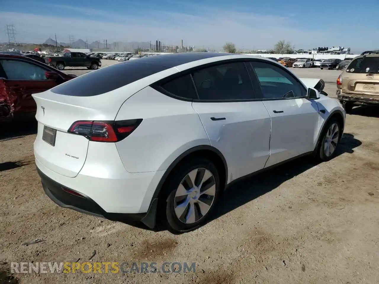 3 fotografías del automóvil dañado 5YJYGDEE3MF195609 TESLA MODEL Y 2021