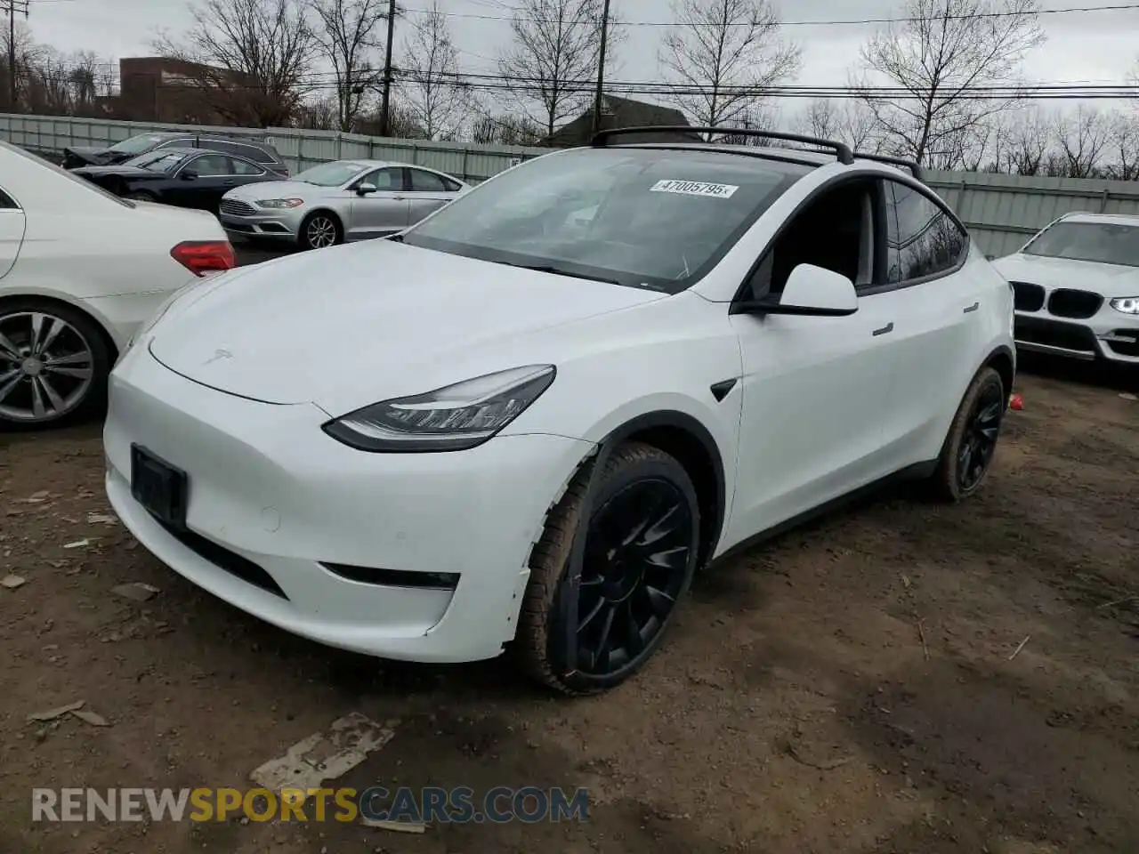 1 fotografías del automóvil dañado 5YJYGDEE3MF208729 TESLA MODEL Y 2021