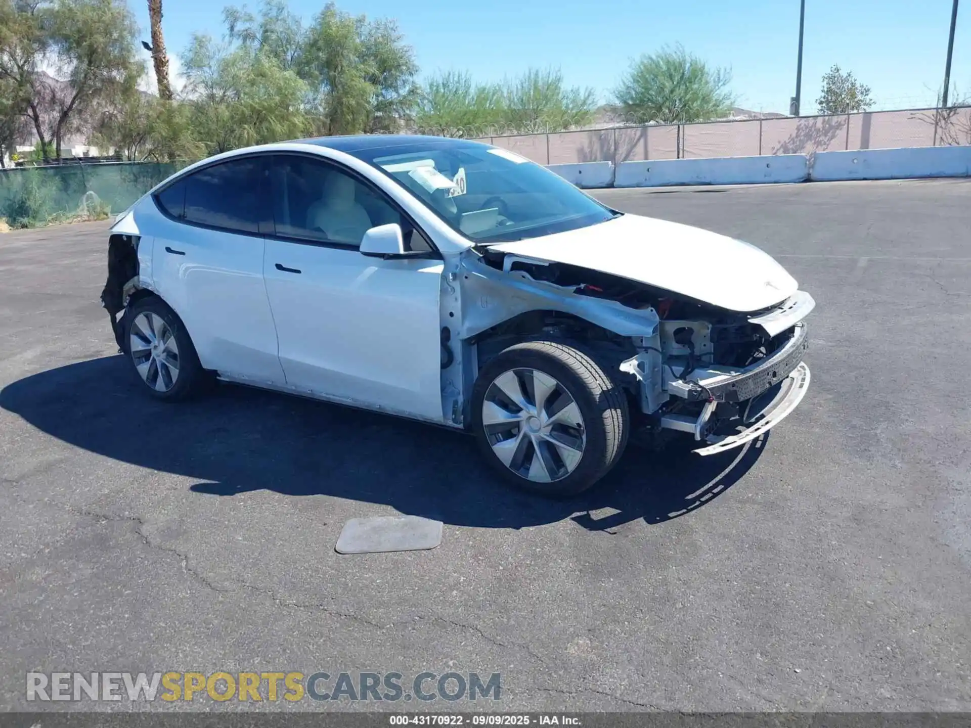 1 Photograph of a damaged car 5YJYGDEE3MF219908 TESLA MODEL Y 2021