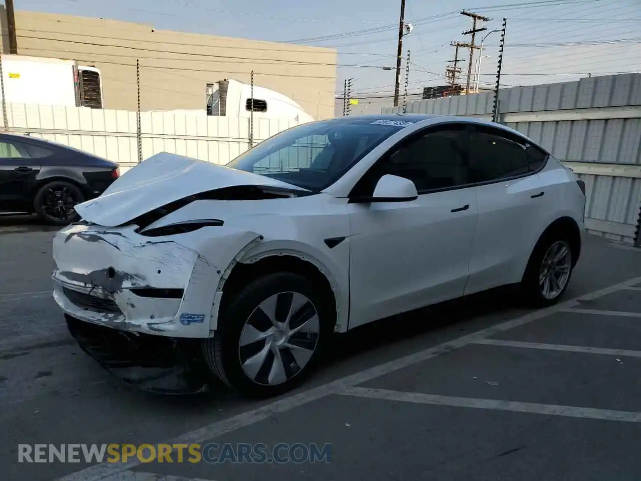 1 Photograph of a damaged car 5YJYGDEE3MF276870 TESLA MODEL Y 2021