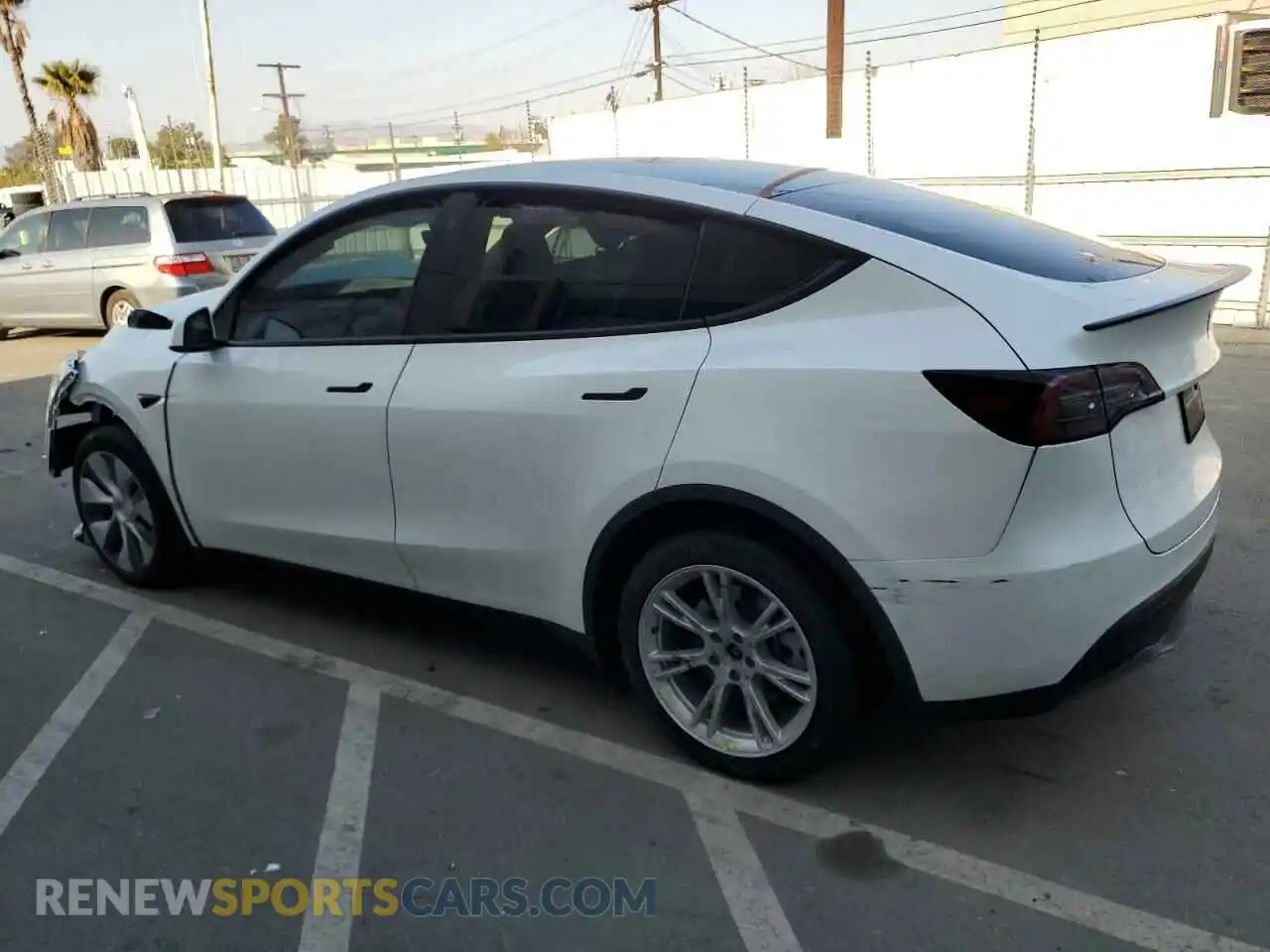 2 Photograph of a damaged car 5YJYGDEE3MF276870 TESLA MODEL Y 2021