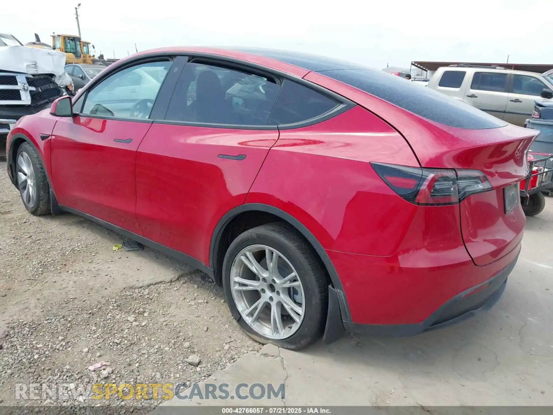 3 Photograph of a damaged car 5YJYGDEE3MF303694 TESLA MODEL Y 2021