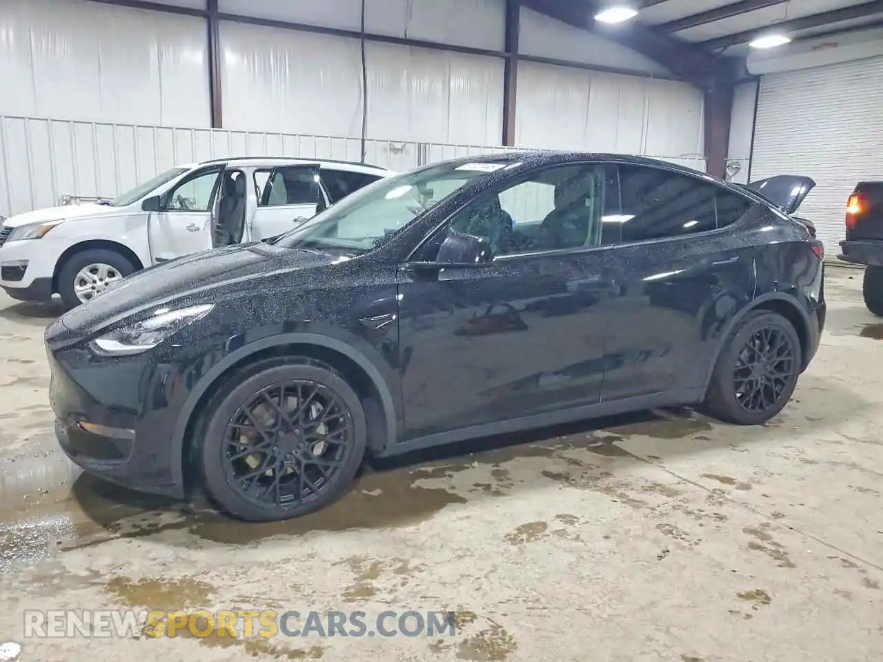 1 Фотография поврежденного автомобиля 5YJYGDEE4MF060171 TESLA MODEL Y 2021