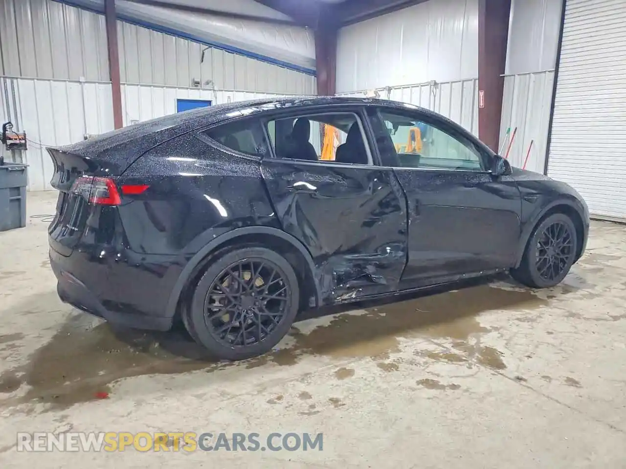 3 Фотография поврежденного автомобиля 5YJYGDEE4MF060171 TESLA MODEL Y 2021