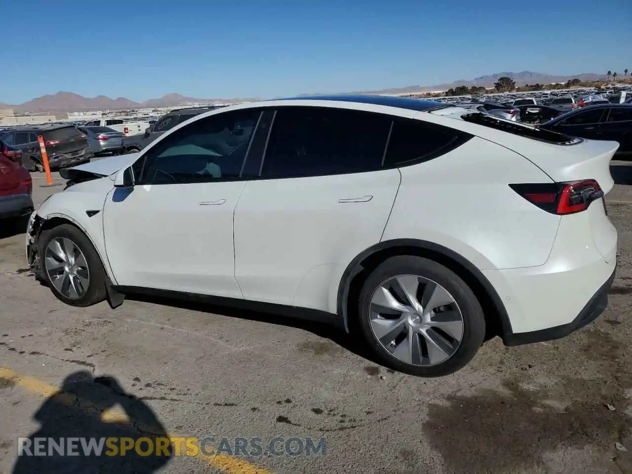 2 Photograph of a damaged car 5YJYGDEE4MF063734 TESLA MODEL Y 2021
