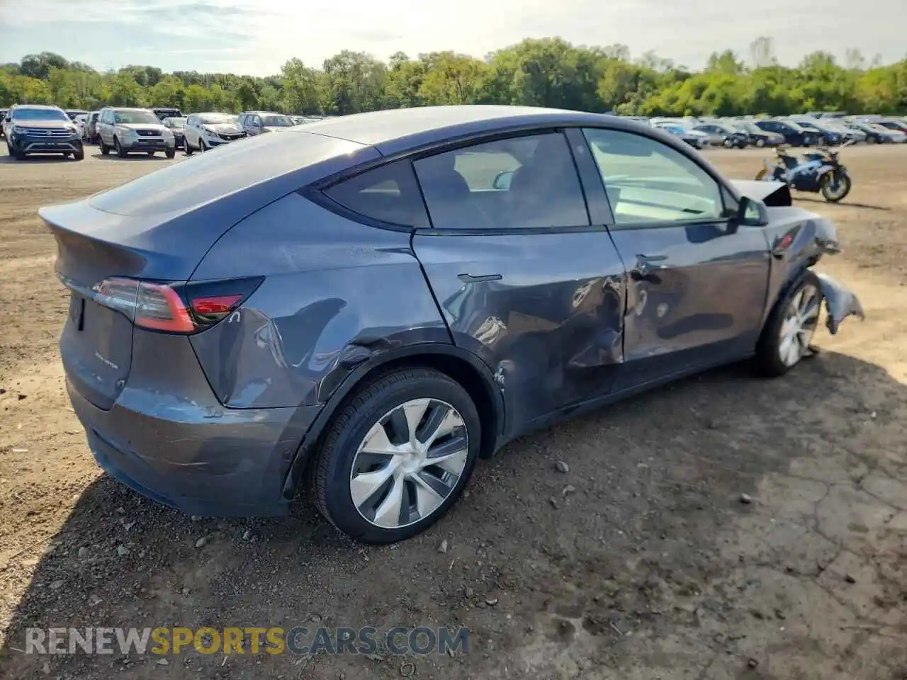 3 Photograph of a damaged car 5YJYGDEE4MF068593 TESLA MODEL Y 2021