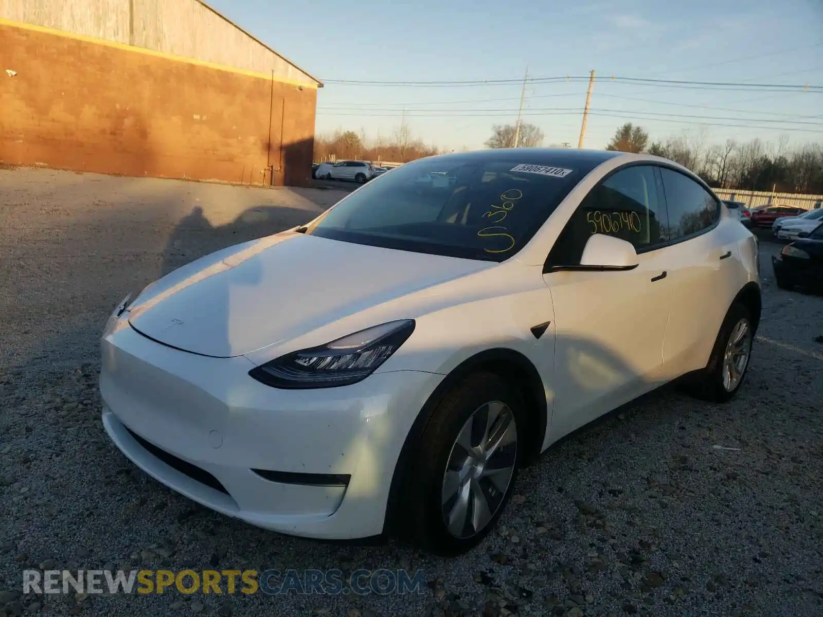 2 Photograph of a damaged car 5YJYGDEE4MF072370 TESLA MODEL Y 2021