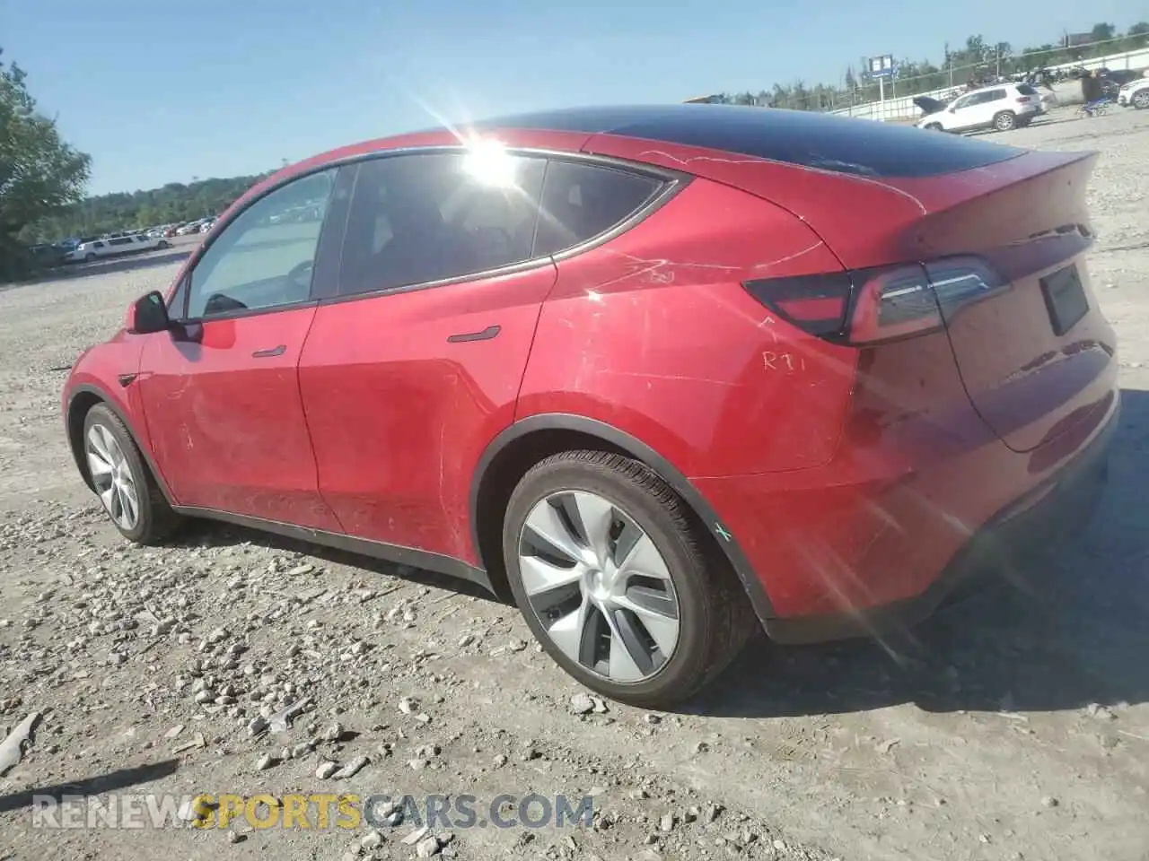 2 Photograph of a damaged car 5YJYGDEE4MF077407 TESLA MODEL Y 2021