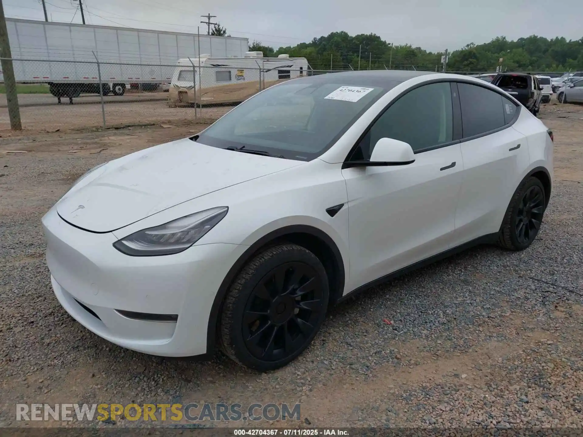 2 Photograph of a damaged car 5YJYGDEE4MF084857 TESLA MODEL Y 2021
