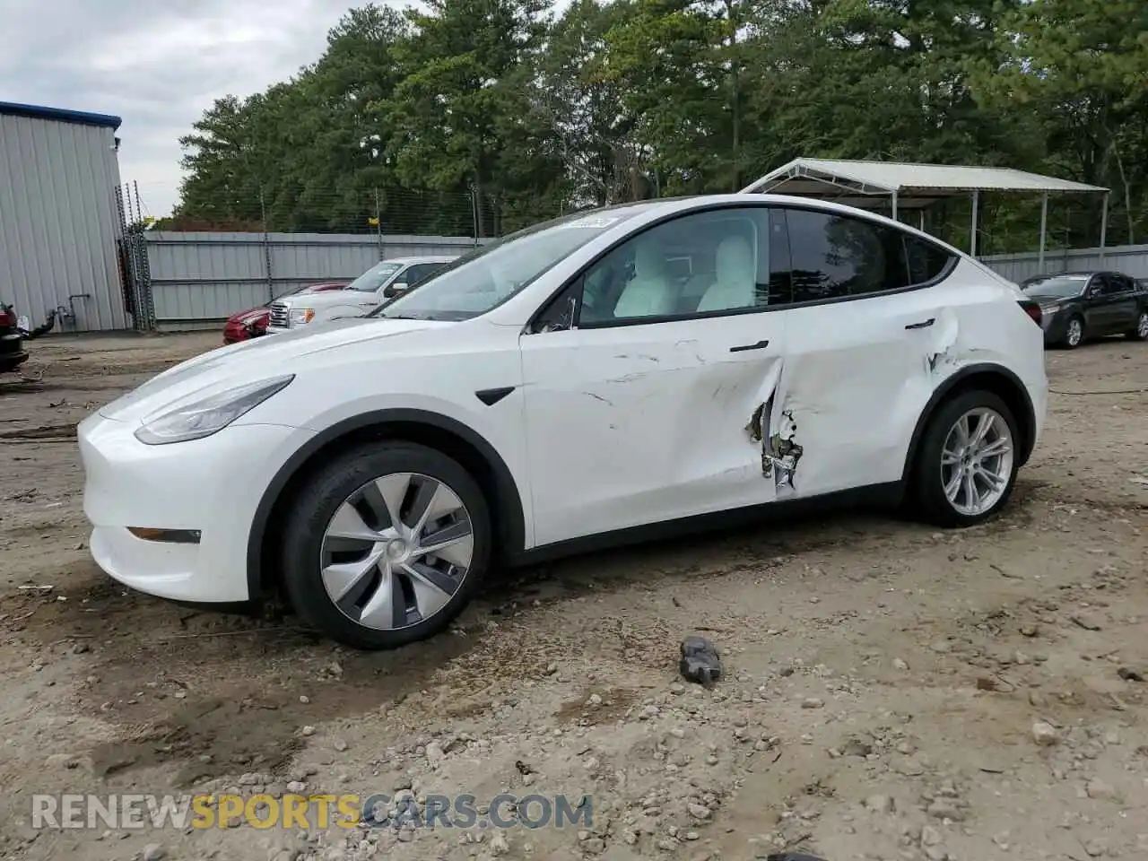 1 Photograph of a damaged car 5YJYGDEE4MF085569 TESLA MODEL Y 2021