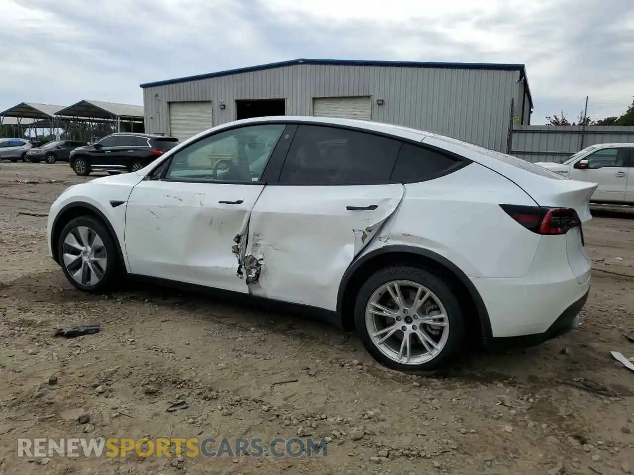 2 Photograph of a damaged car 5YJYGDEE4MF085569 TESLA MODEL Y 2021