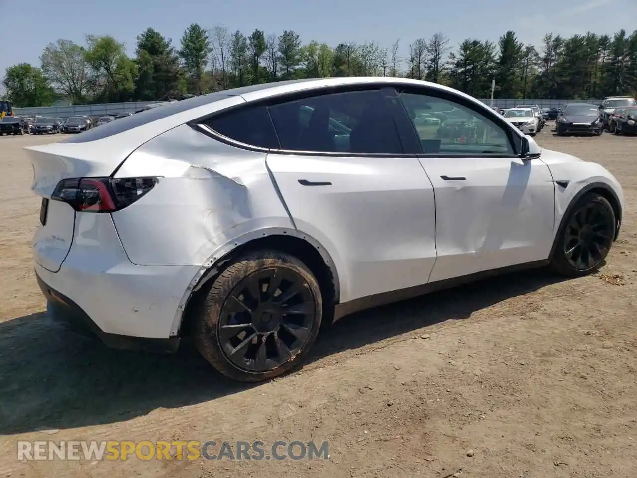 3 Photograph of a damaged car 5YJYGDEE4MF086950 TESLA MODEL Y 2021