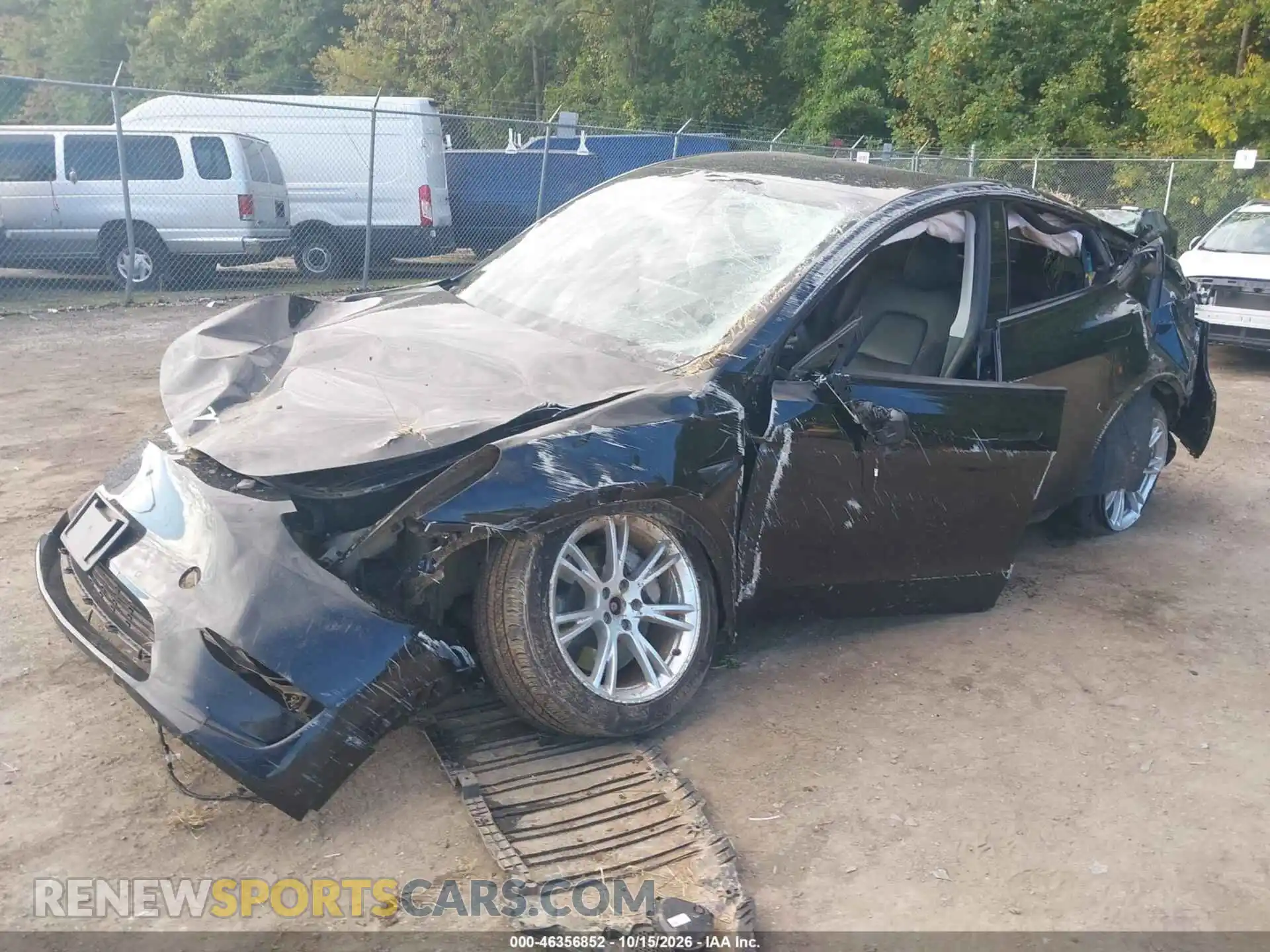 2 Photograph of a damaged car 5YJYGDEE4MF089332 TESLA MODEL Y 2021