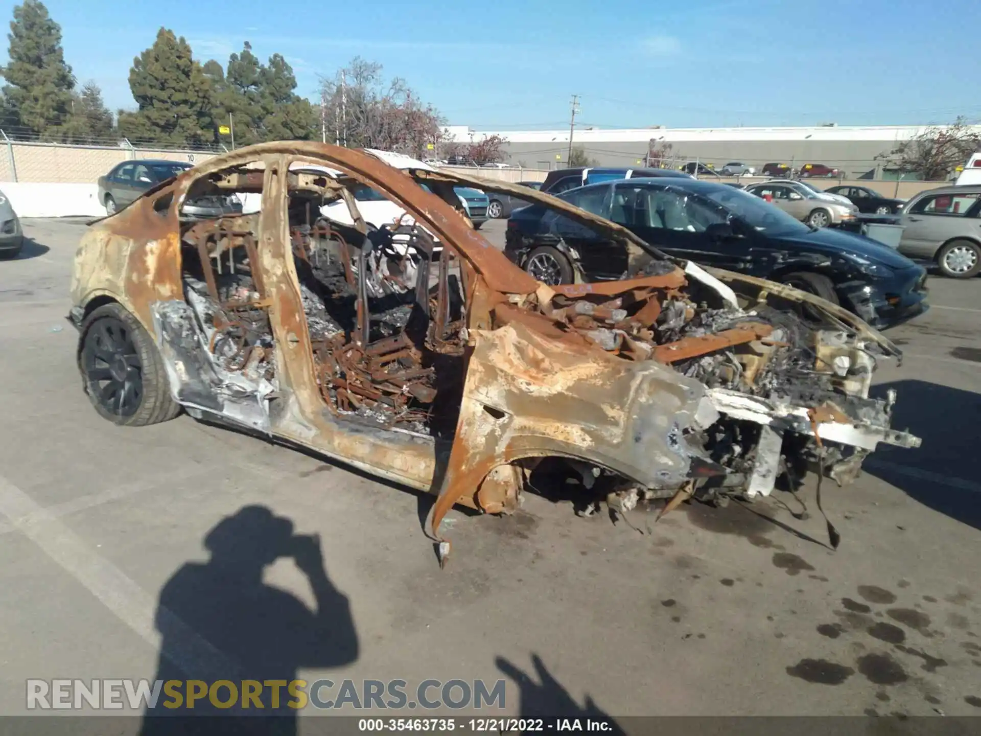 1 Photograph of a damaged car 5YJYGDEE4MF100345 TESLA MODEL Y 2021