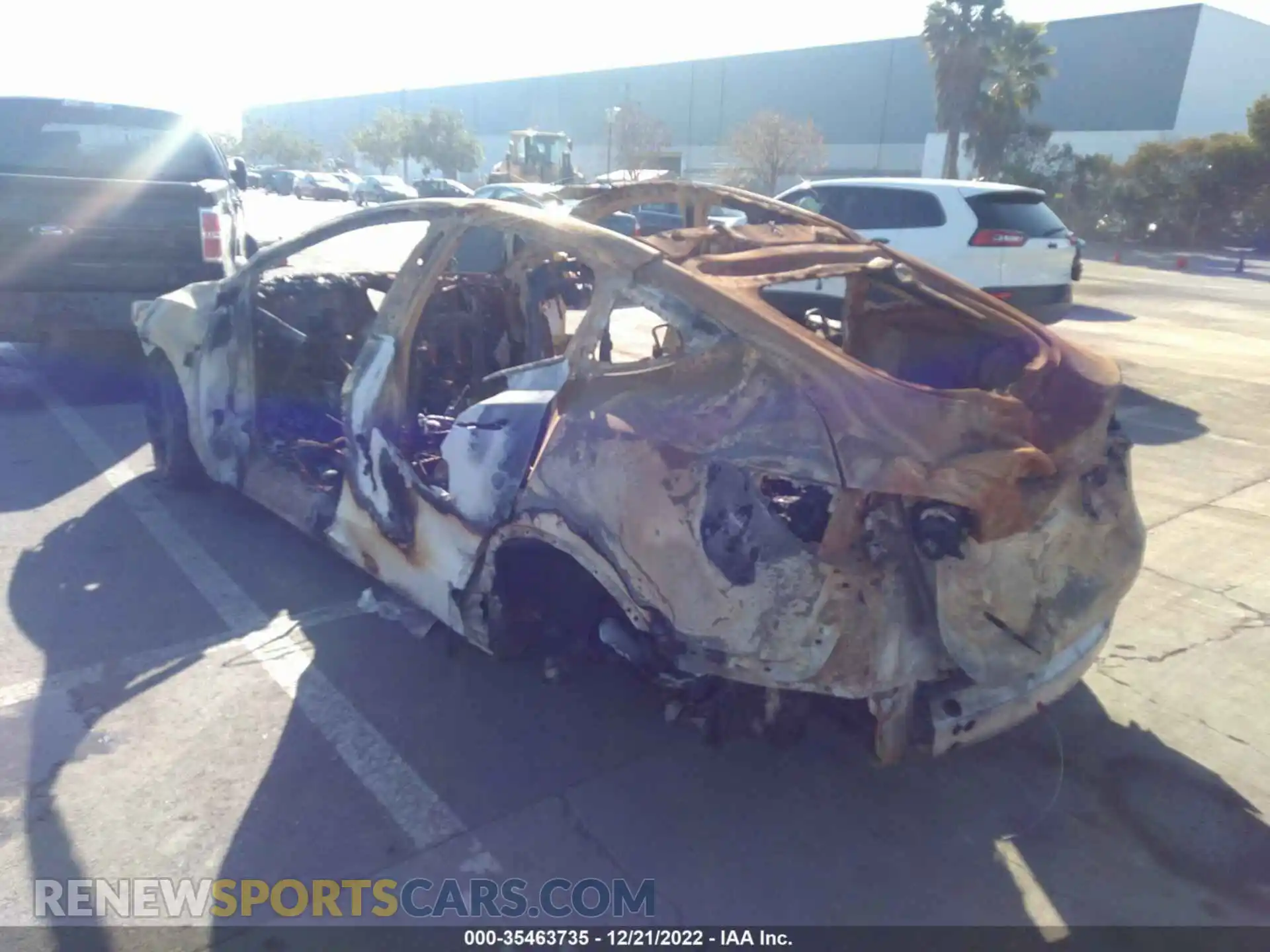 3 Photograph of a damaged car 5YJYGDEE4MF100345 TESLA MODEL Y 2021