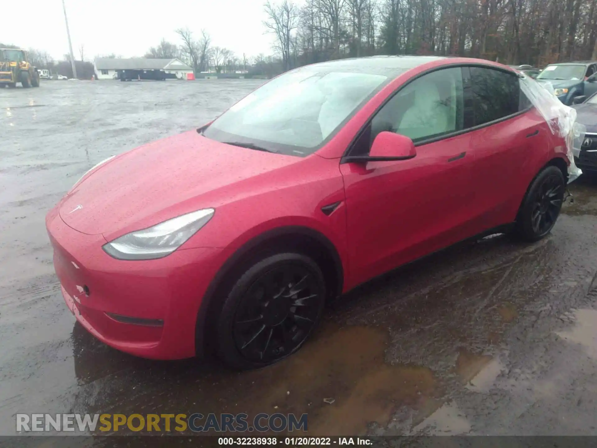 2 fotografías del automóvil dañado 5YJYGDEE4MF104069 TESLA MODEL Y 2021