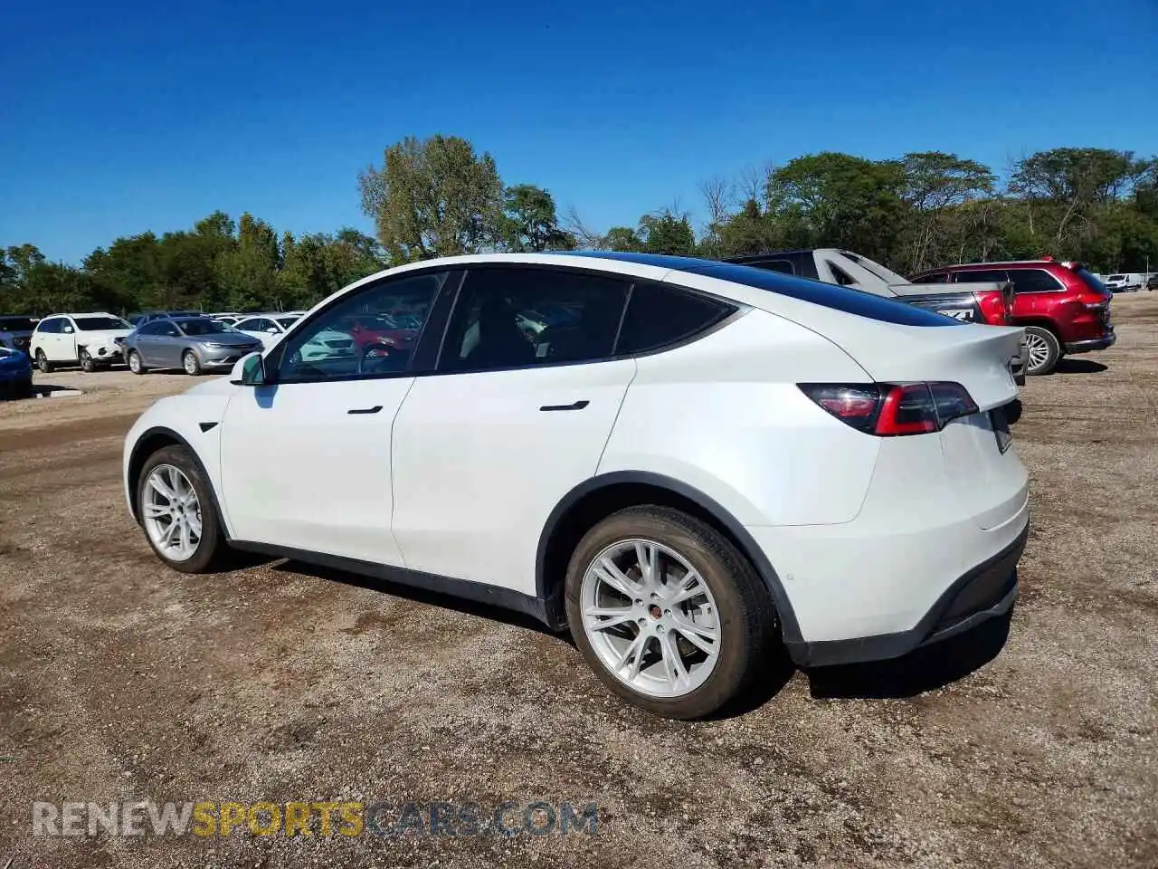 2 Photograph of a damaged car 5YJYGDEE4MF114312 TESLA MODEL Y 2021