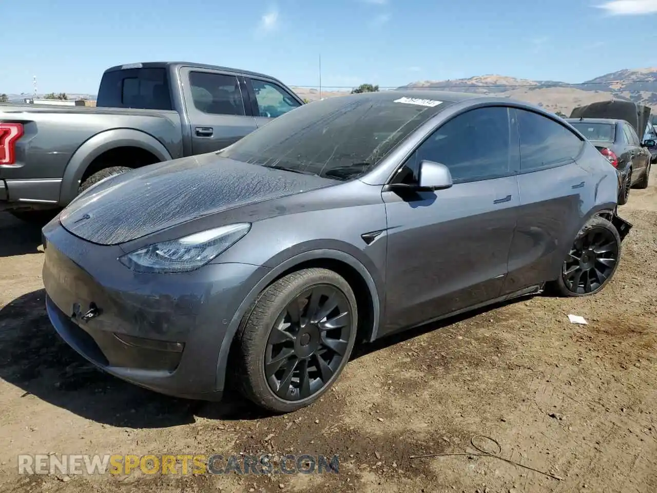 1 Photograph of a damaged car 5YJYGDEE4MF140084 TESLA MODEL Y 2021