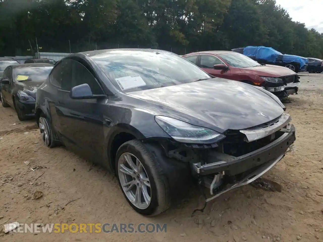 1 Photograph of a damaged car 5YJYGDEE4MF145169 TESLA MODEL Y 2021