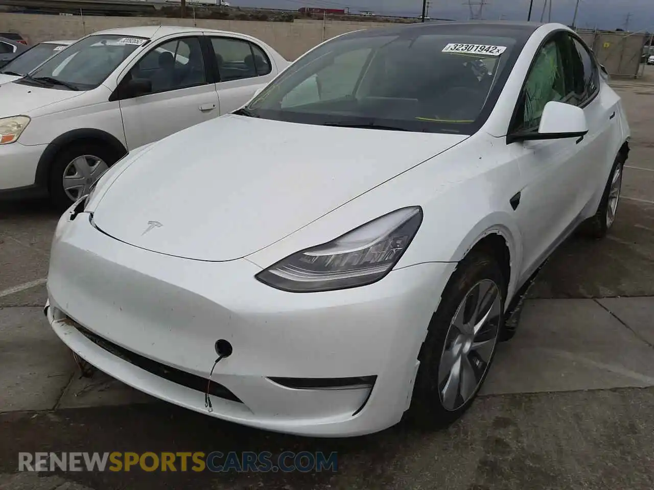 2 Photograph of a damaged car 5YJYGDEE4MF145625 TESLA MODEL Y 2021