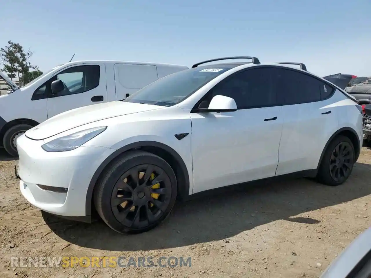 1 Photograph of a damaged car 5YJYGDEE4MF152686 TESLA MODEL Y 2021