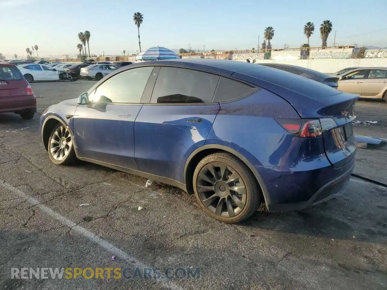 2 Photograph of a damaged car 5YJYGDEE4MF160352 TESLA MODEL Y 2021