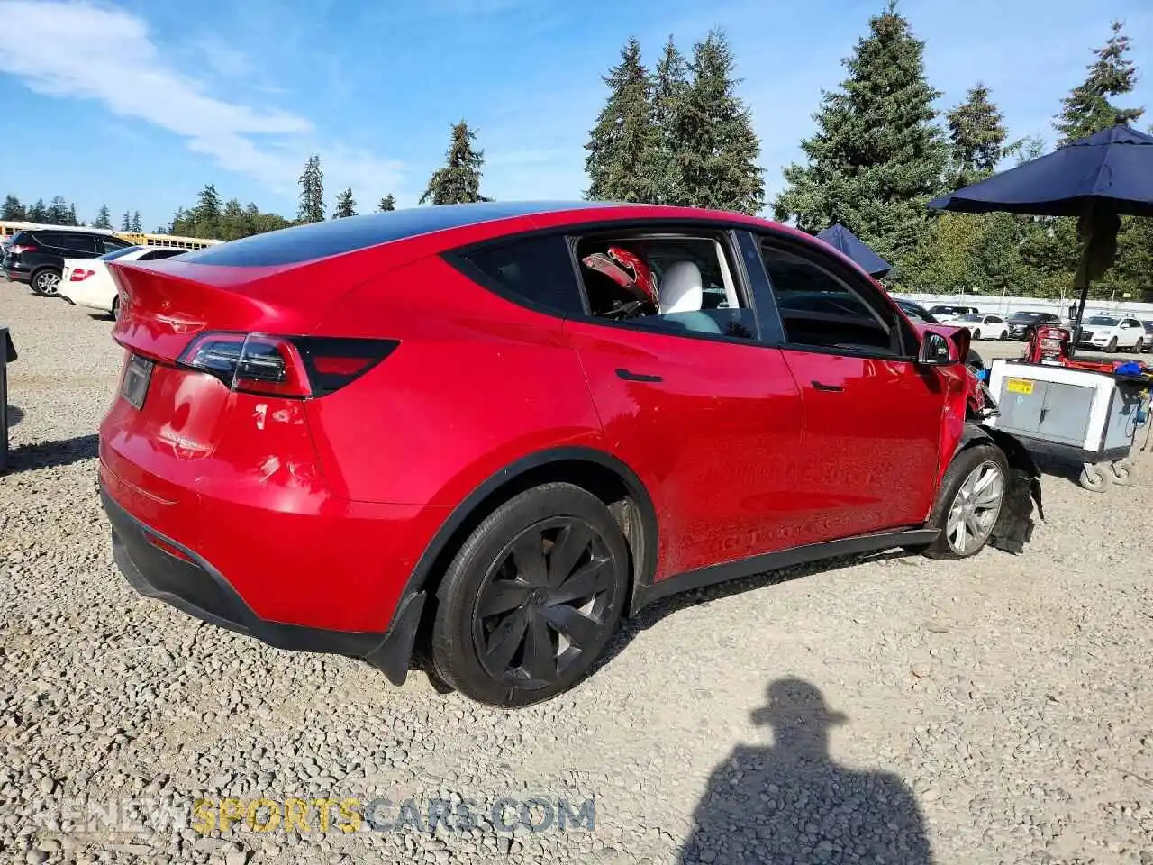 3 Фотография поврежденного автомобиля 5YJYGDEE4MF174736 TESLA MODEL Y 2021