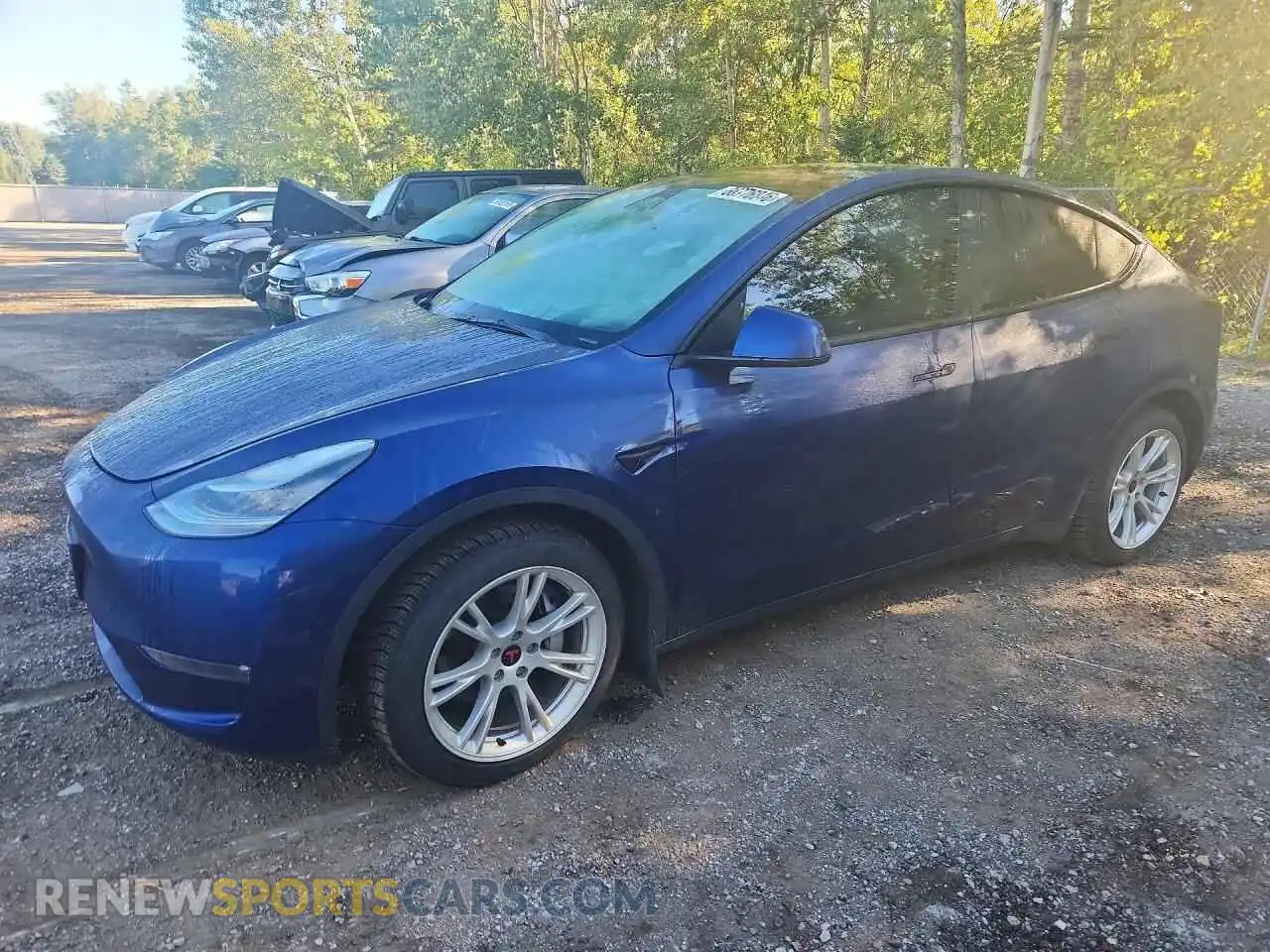 1 Photograph of a damaged car 5YJYGDEE4MF185557 TESLA MODEL Y 2021