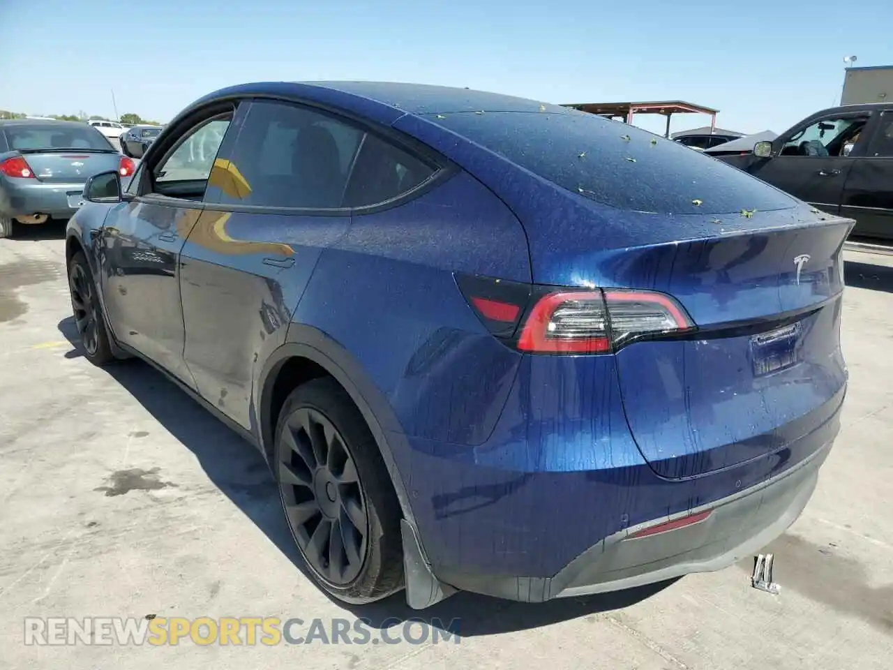 3 Photograph of a damaged car 5YJYGDEE4MF200817 TESLA MODEL Y 2021