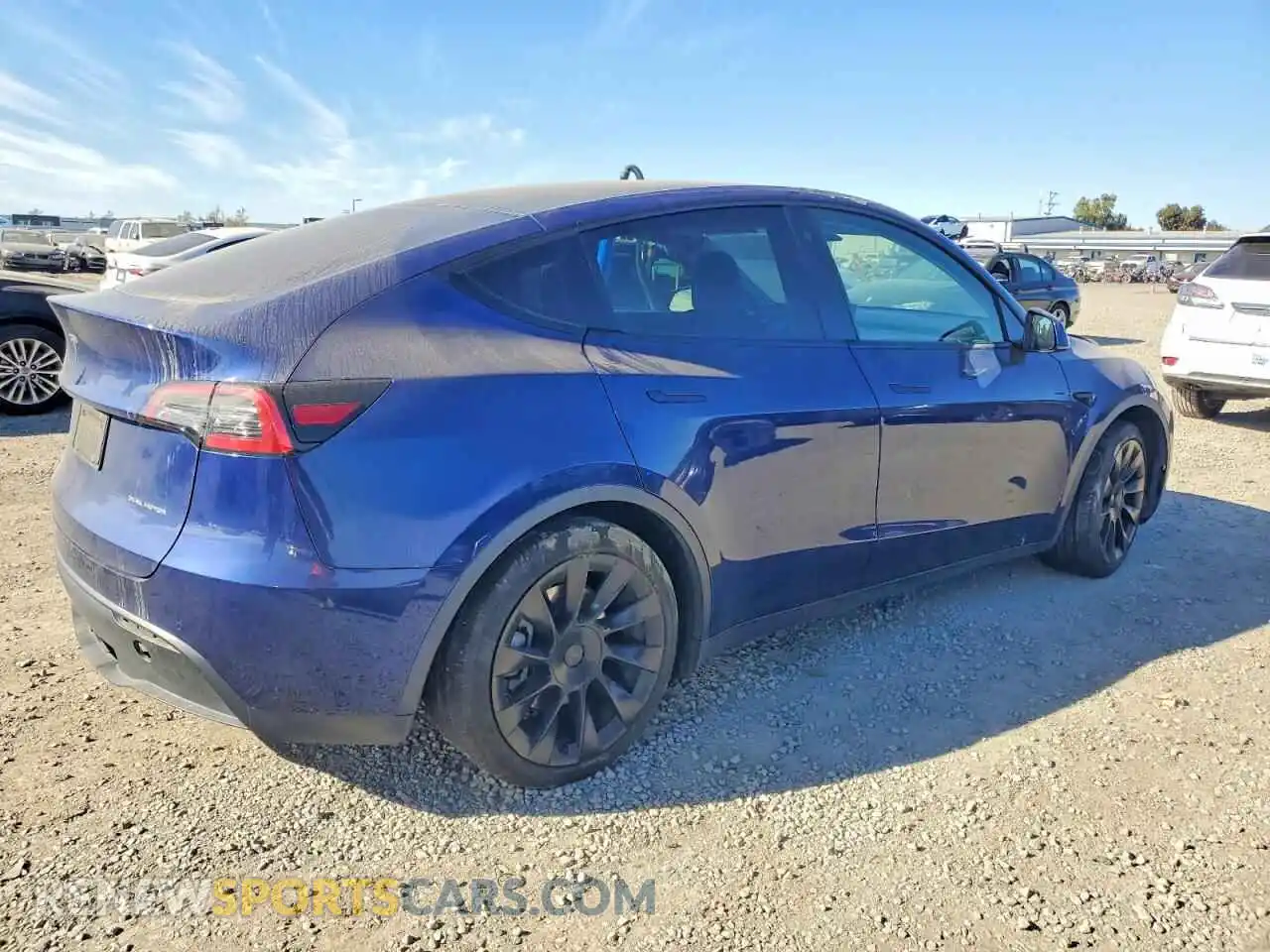 3 Photograph of a damaged car 5YJYGDEE4MF215558 TESLA MODEL Y 2021