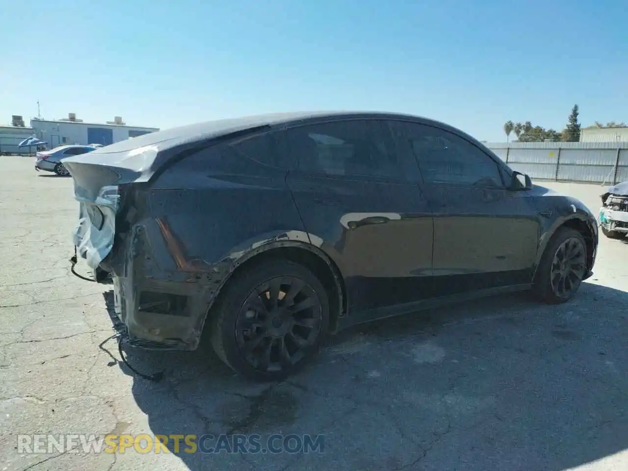 3 Photograph of a damaged car 5YJYGDEE4MF222607 TESLA MODEL Y 2021